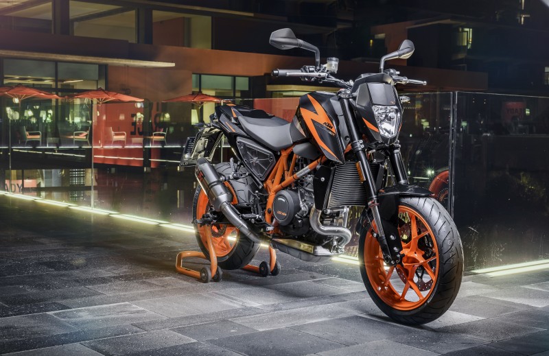 KTM 690 DUKE R